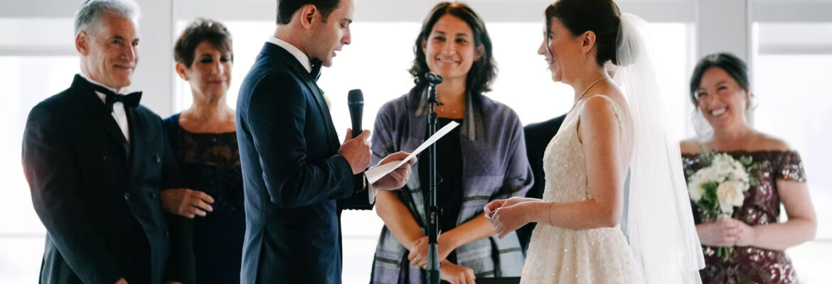 Cantor Laura Stein – Jewish Lifecycle Officiant New York Metro and CT